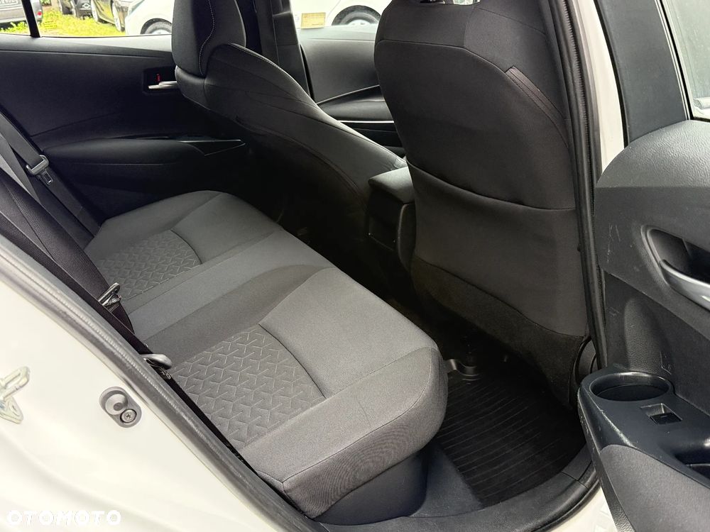 Toyota Corolla 1.8 Hybrid Comfort - 13
