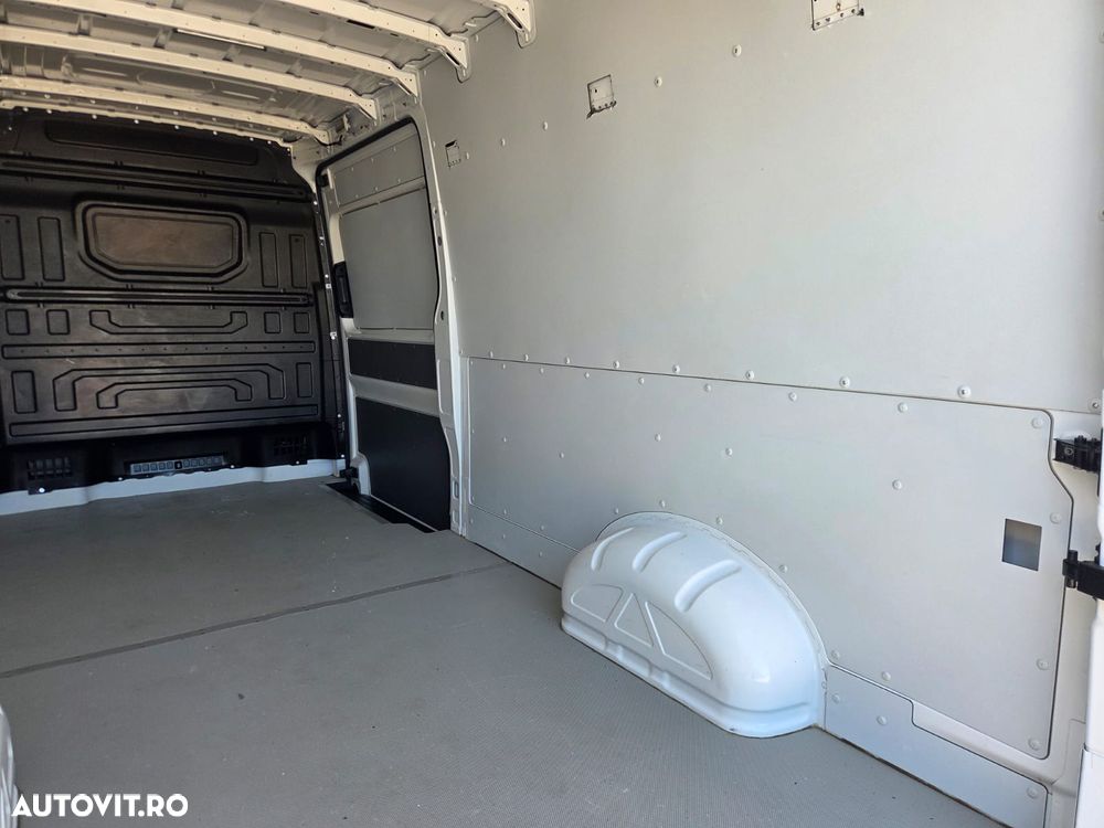 Volkswagen New Crafter L4H3 - 13