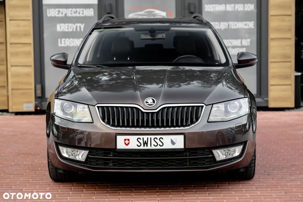 Skoda Octavia 2.0 TDI 4x4 Elegance DSG - 5