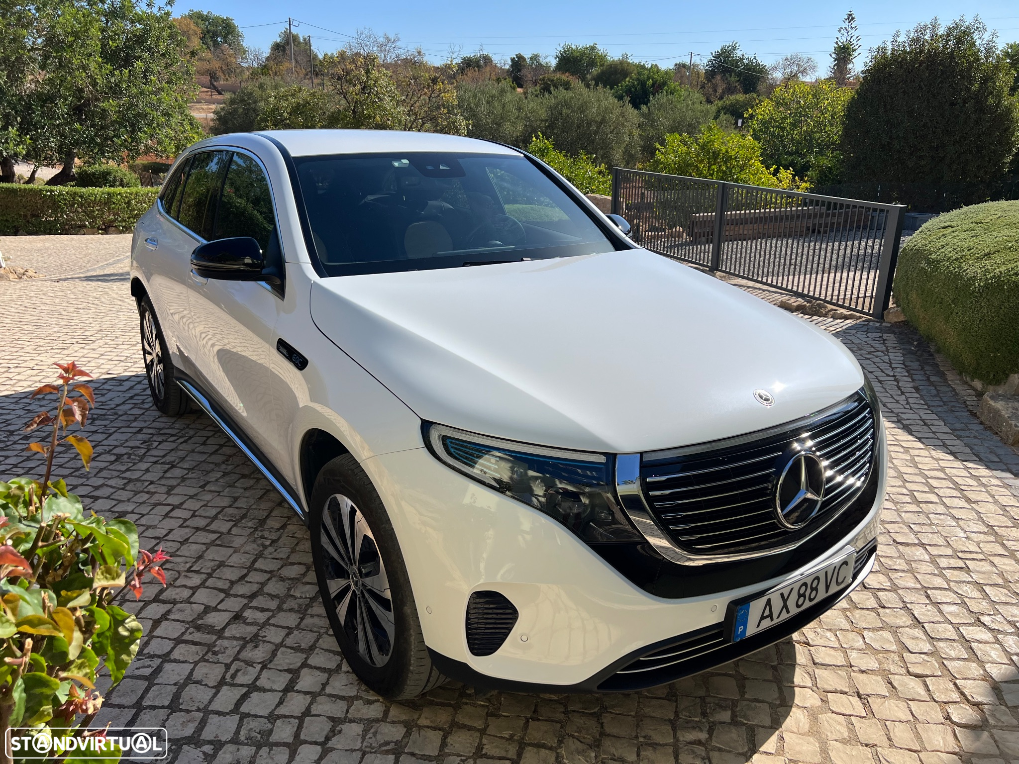 Mercedes-Benz EQC 400 4Matic - 2