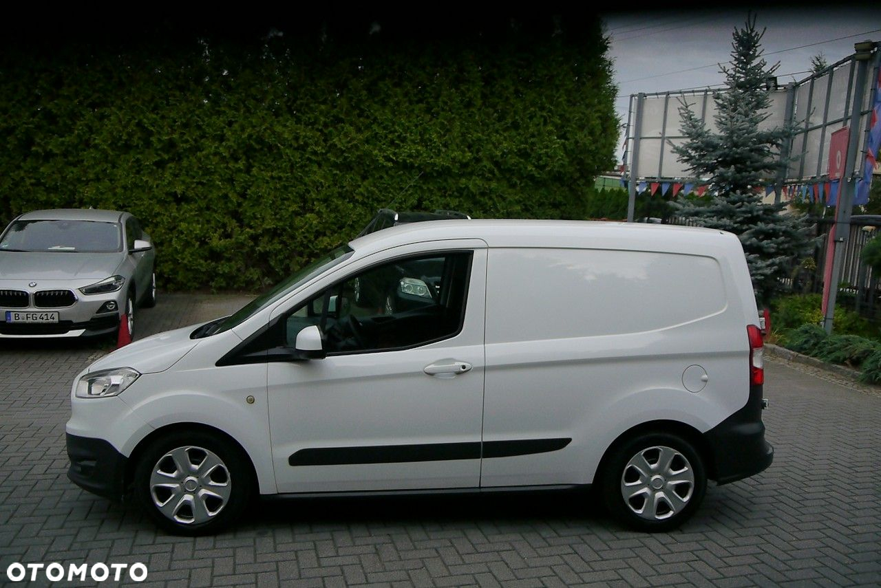 Ford Transit Courier Basis - 10