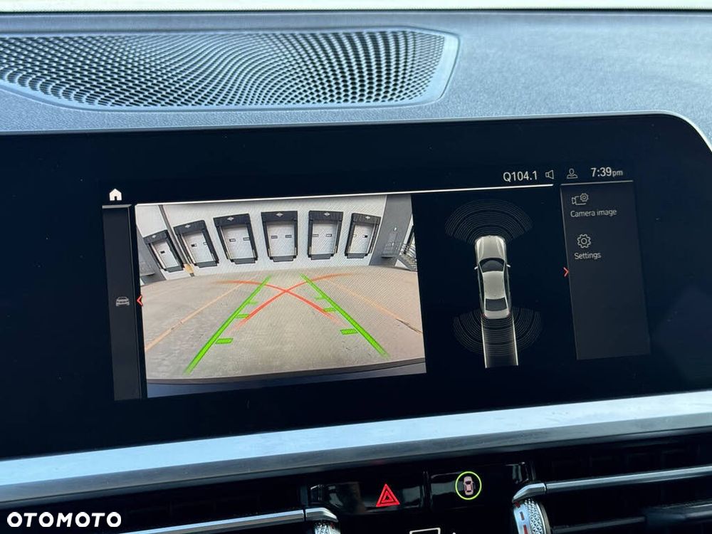 BMW Seria 3 330i M Sport sport - 23