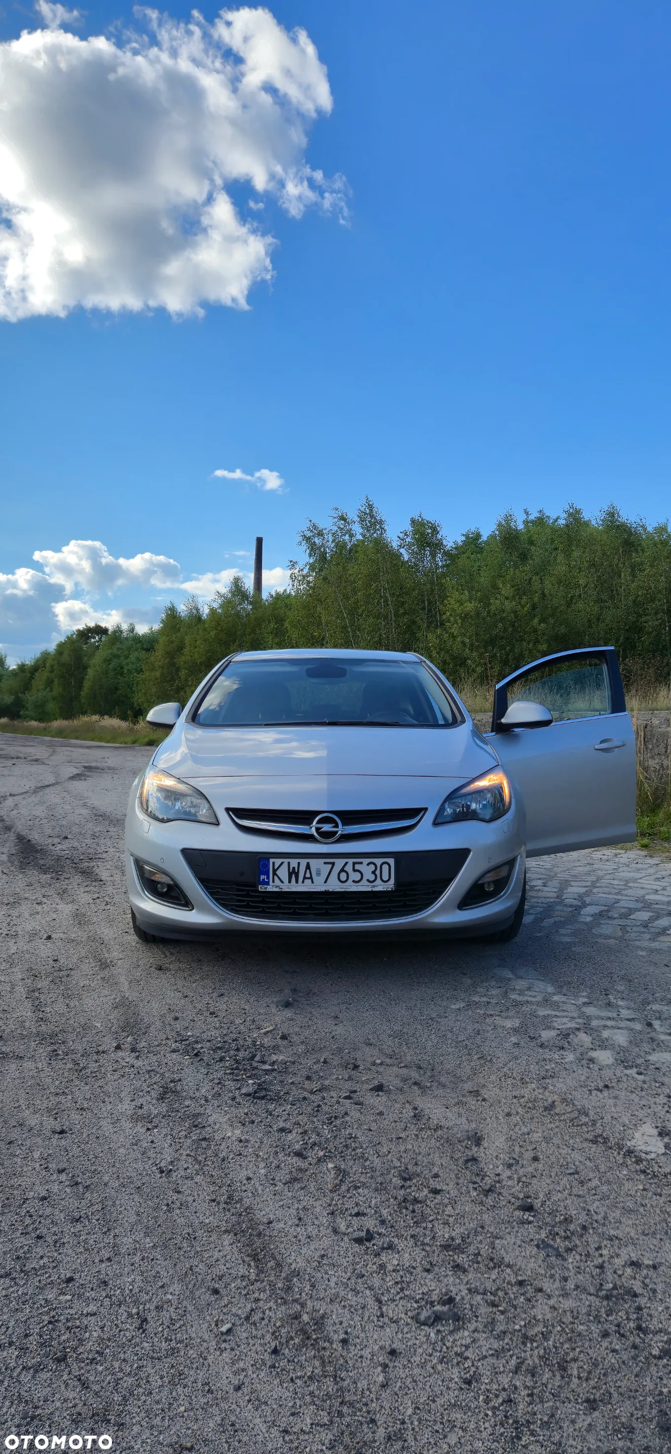 Opel Astra IV 1.6 CDTI Cosmo - 3