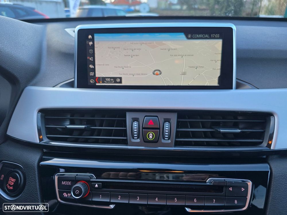 BMW X1 16 d sDrive Auto Line Sport - 38