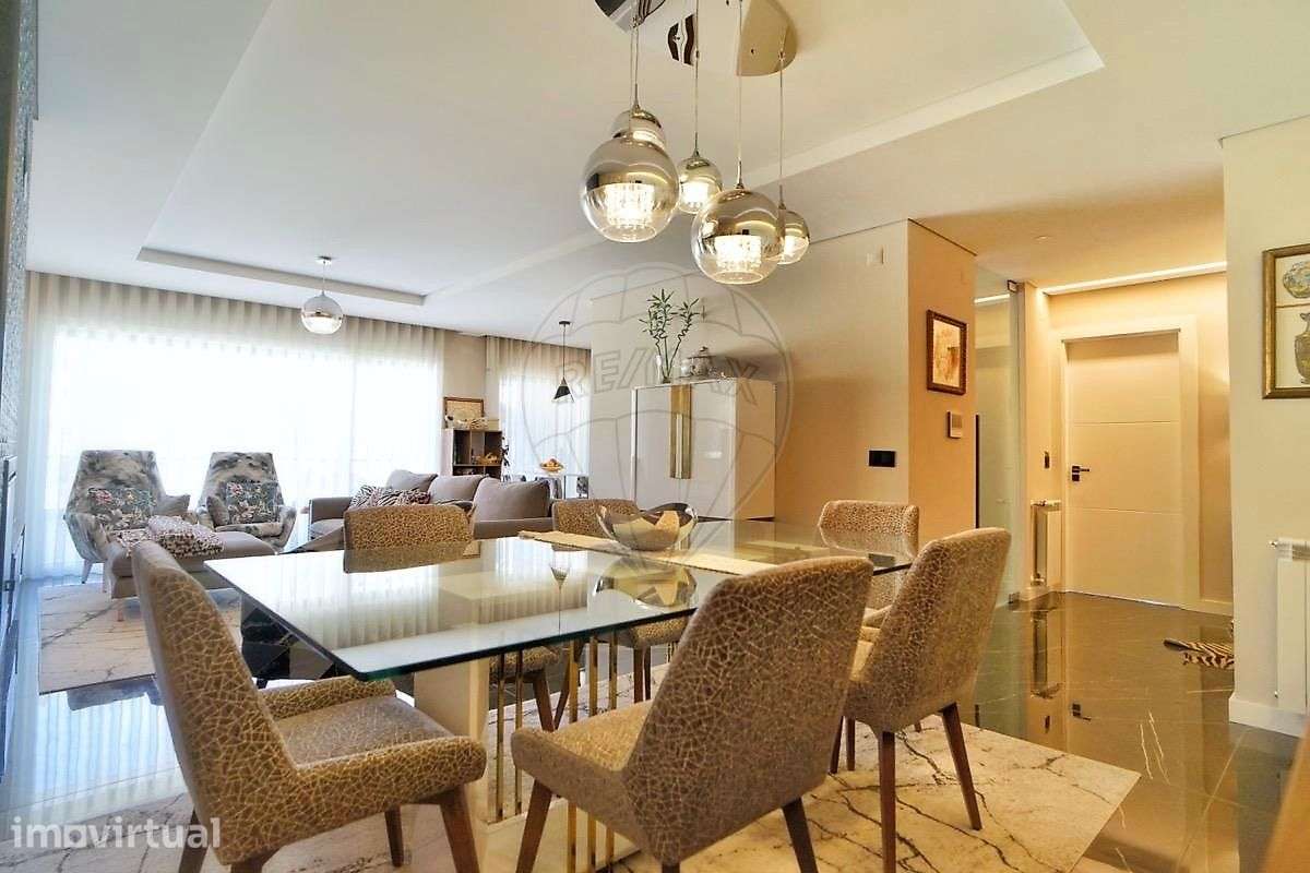 Apartamento T4 para venda - Grande imagem: 3/50