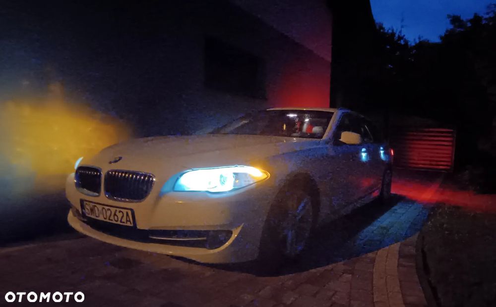 BMW Seria 5 530d xDrive Modern Line - 6
