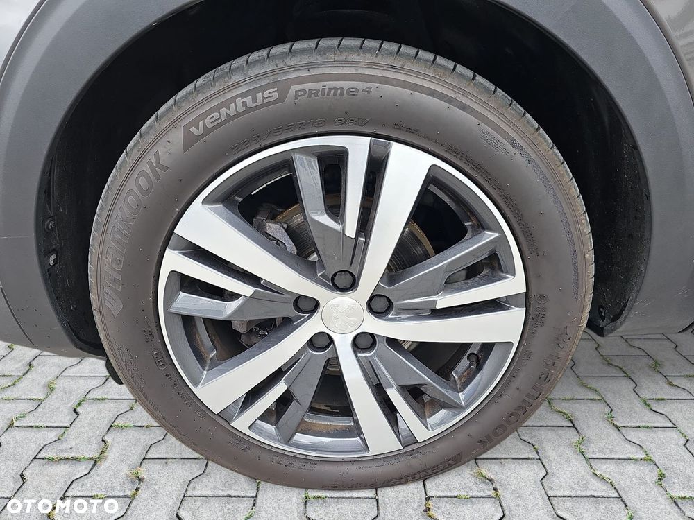 Peugeot 3008 1.5 BlueHDi Allure Pack S&S EAT8 - 9