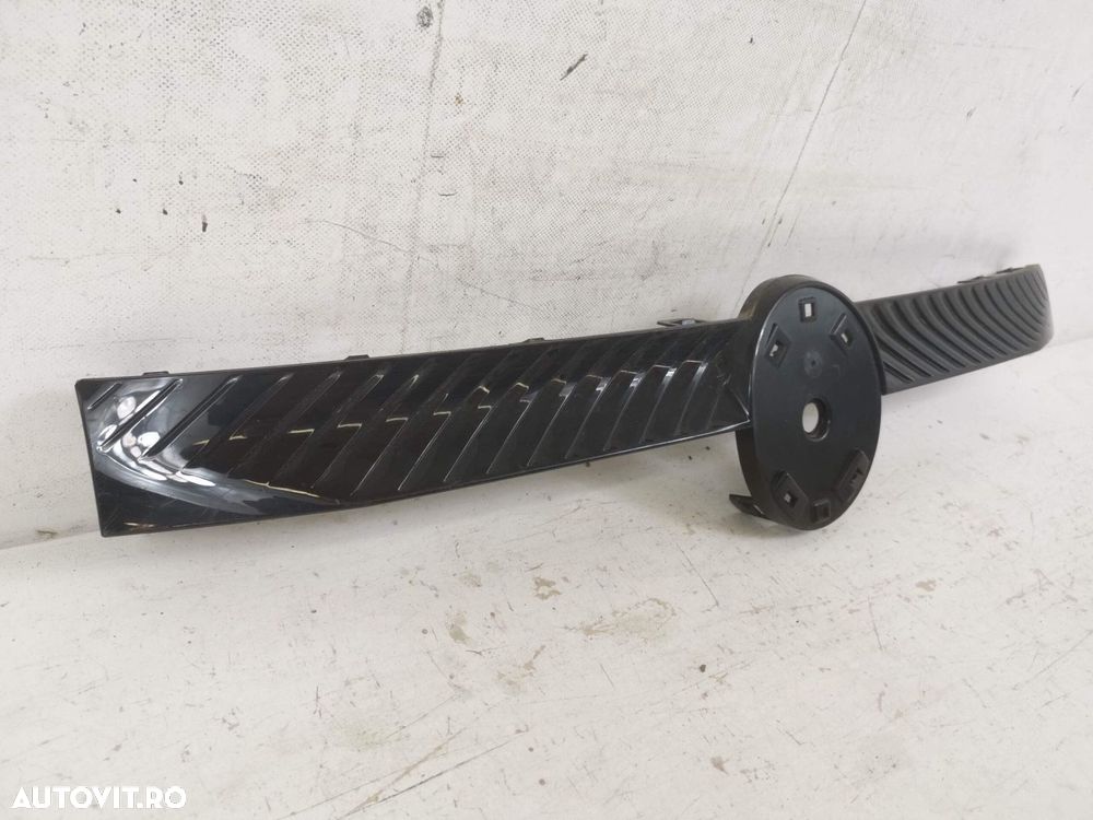 Ornament Grila Radiator Citroen C3 2024 2025 Original In Stare Buna - 4