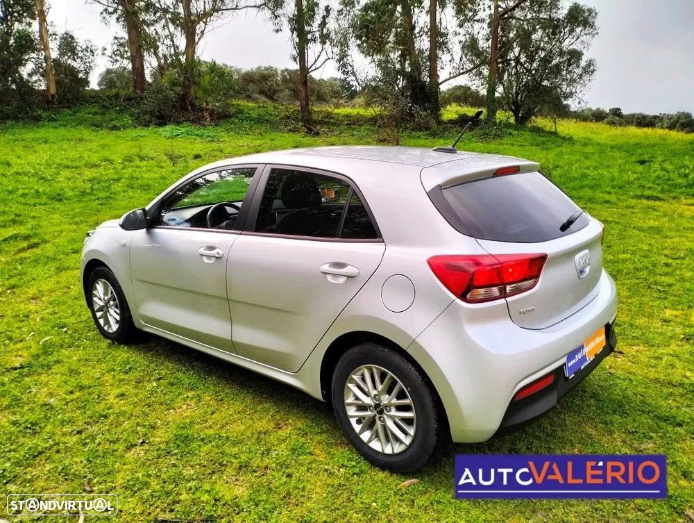Kia Rio 1.2 CVVT Urban - 4