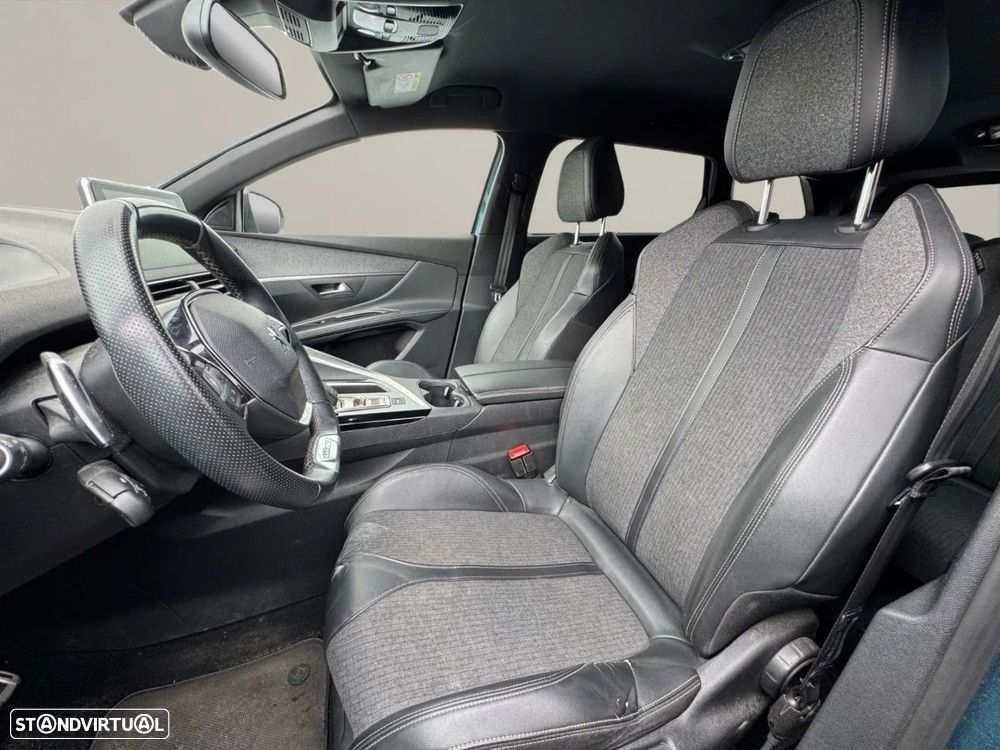 Peugeot 5008 1.2 PureTech GT Line EAT8 - 22