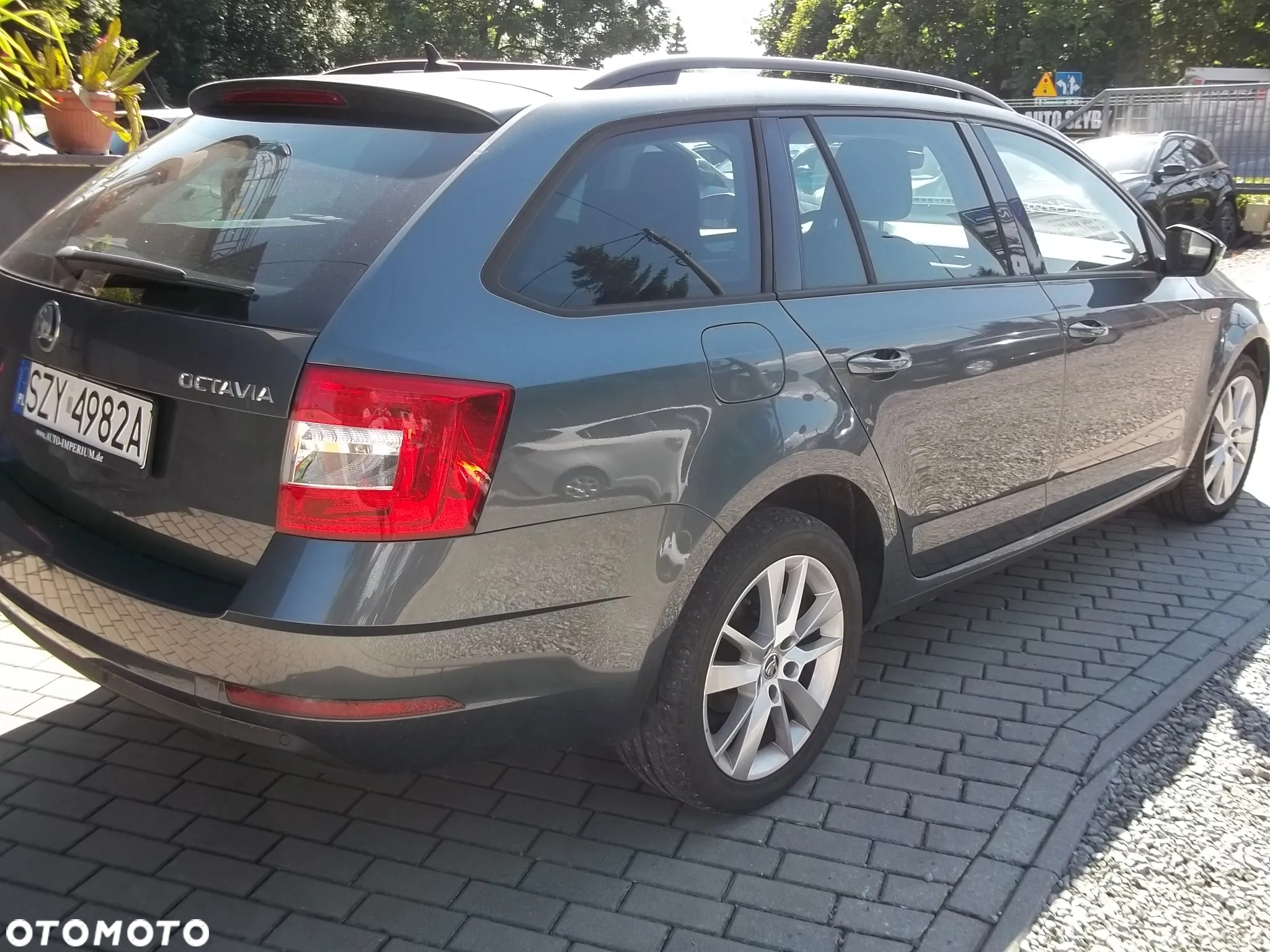 Skoda Octavia 2.0 TDI DSG Clever - 5