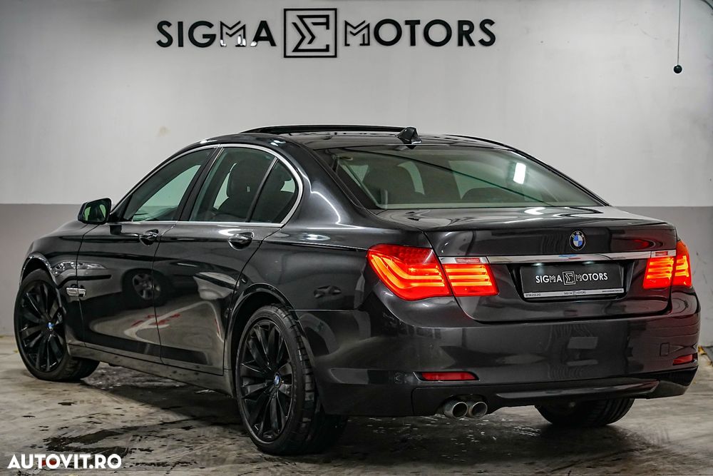 BMW Seria 7 - 18