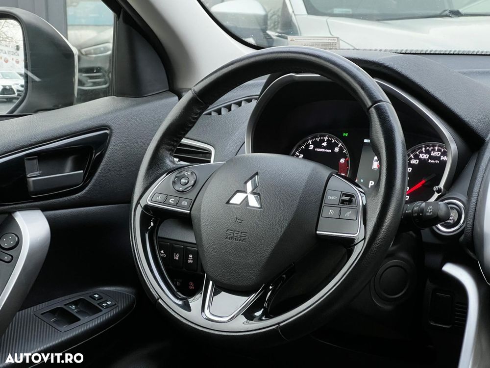 Mitsubishi Eclipse-Cross 1.5-litre 16-valve DOHC MIVEC 4X4 Invite+ Aut. - 10