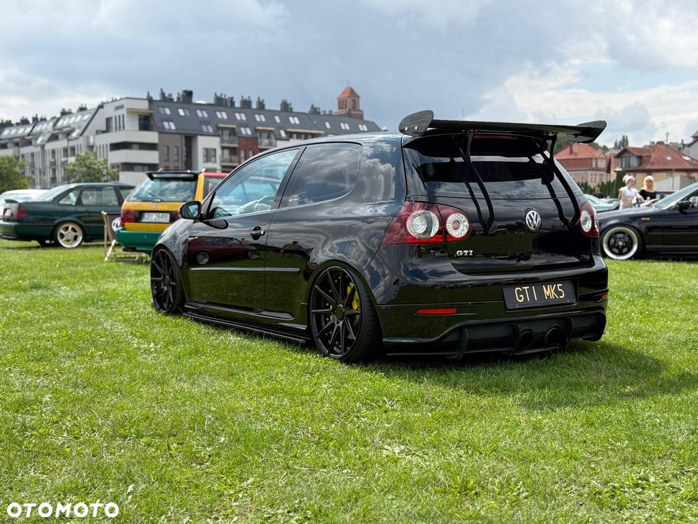 Volkswagen Golf - 4