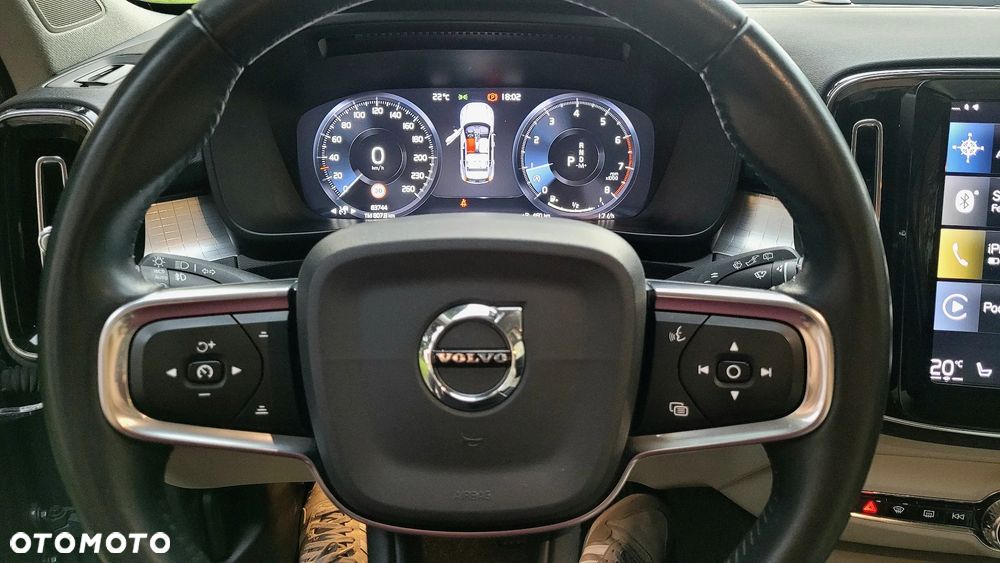 Volvo XC 40 T3 Momentum Pro - 14