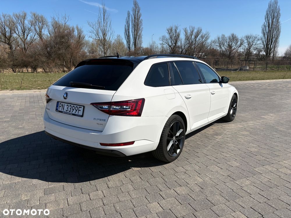 Skoda Superb 2.0 TDI 4x4 Style DSG - 5