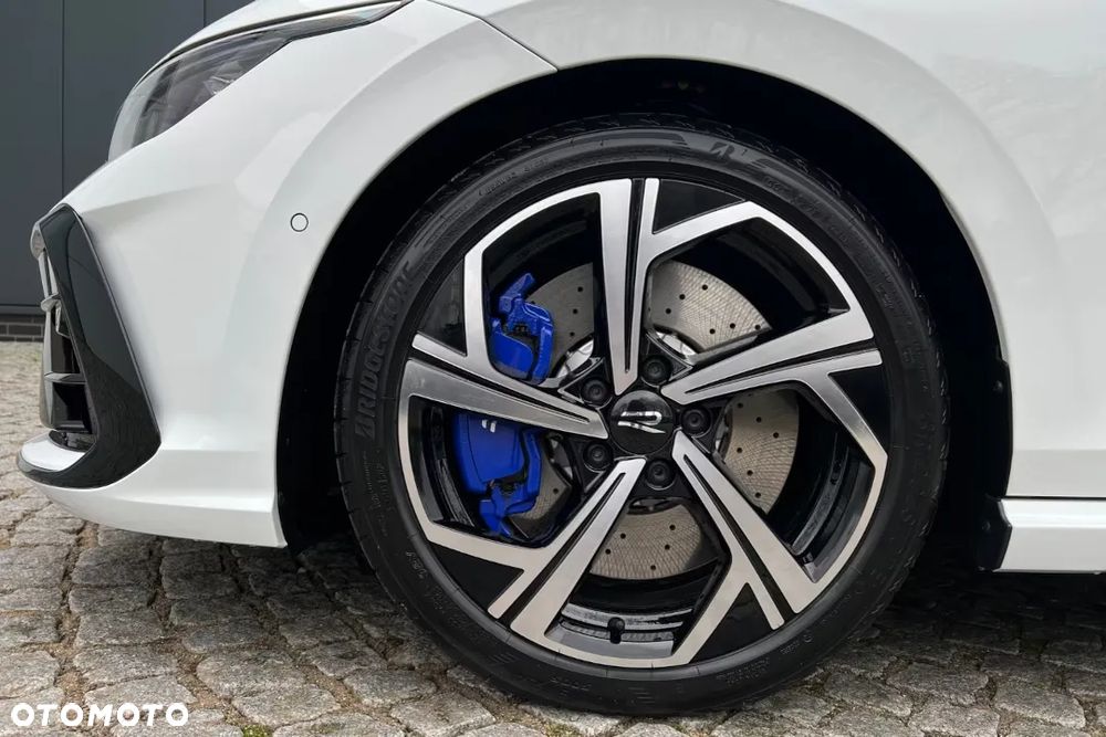 Volkswagen Golf 2.0 TSI 4Motion R DSG - 8