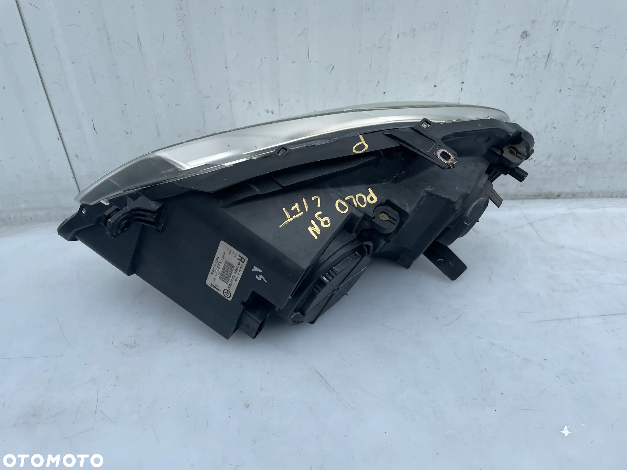 LAMPA PRAWY PRZÓD VW POLO IV 9N LIFT 6Q1941008AT - 7