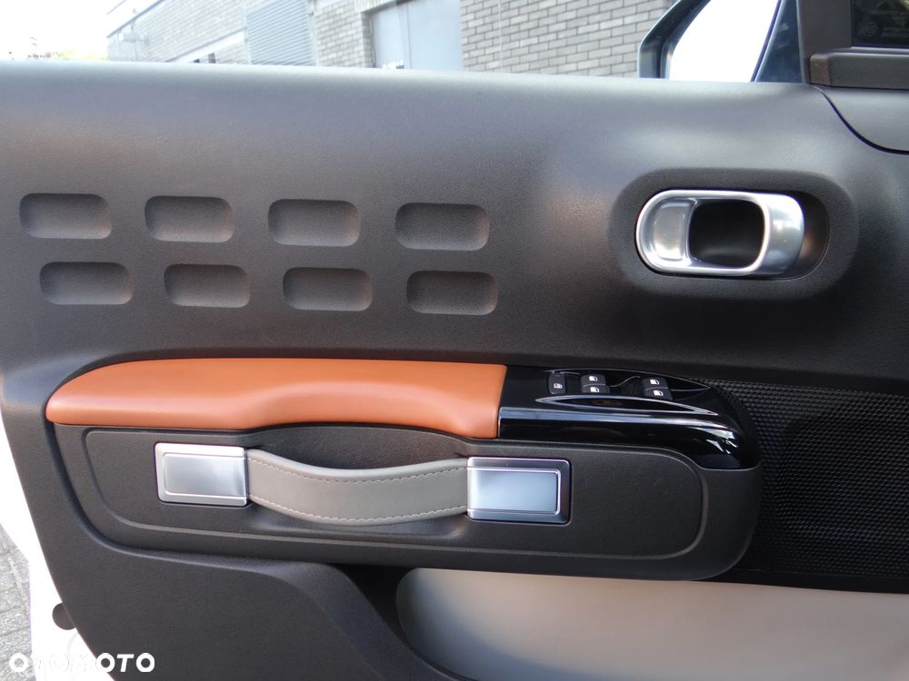 Citroën C3 BlueHDi 100 S&S SHINE - 37