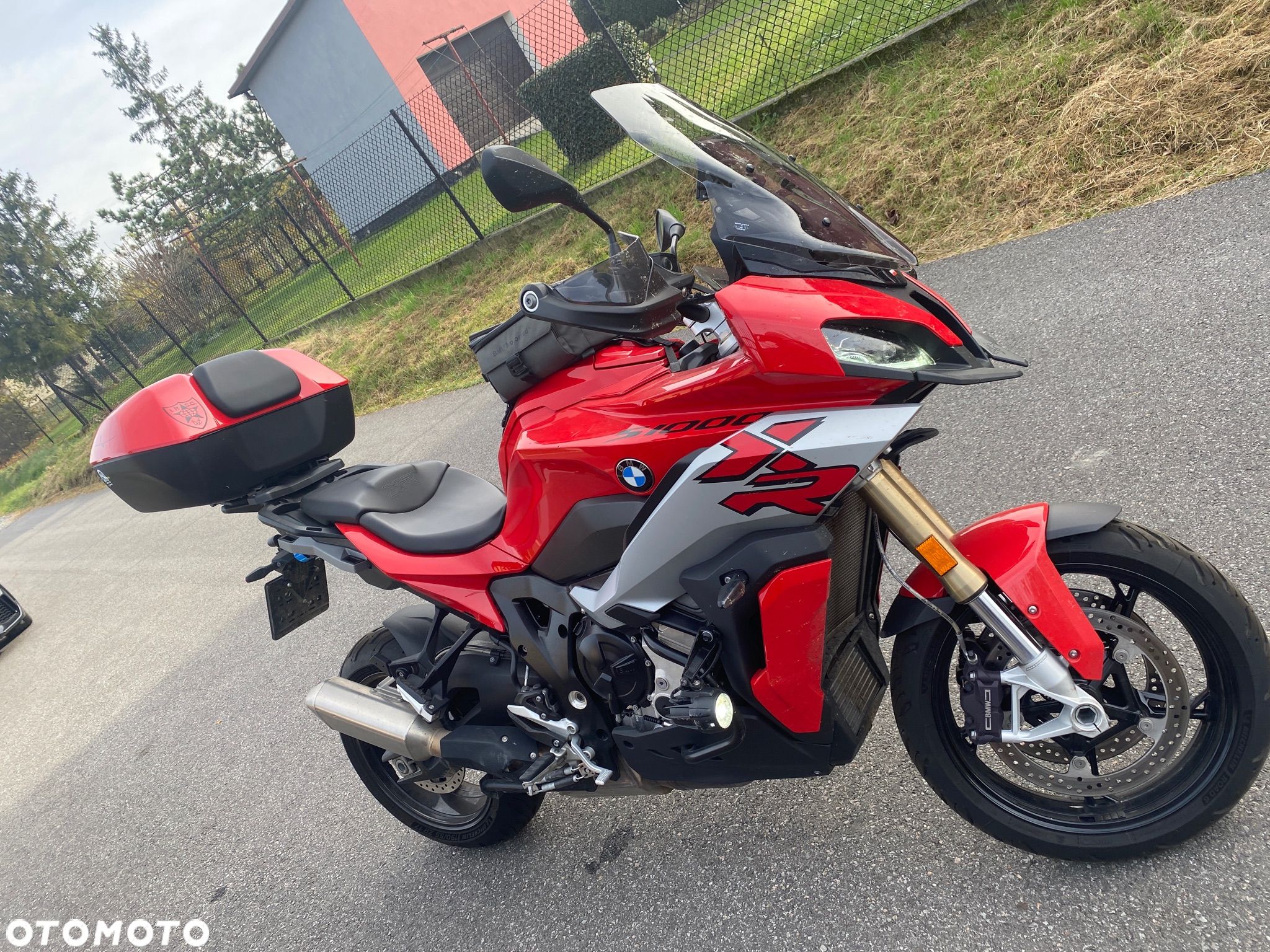 BMW XR - 1