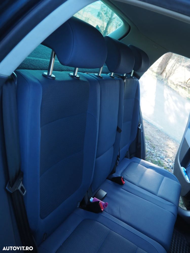 Volkswagen Golf Plus - 30