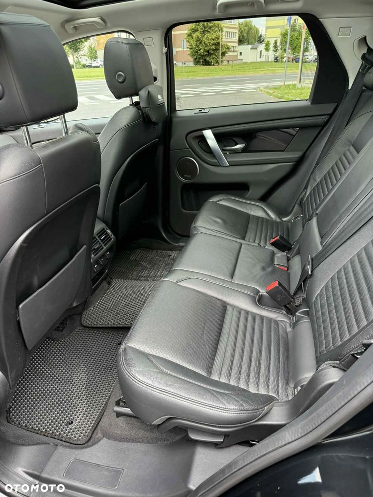 Land Rover Discovery Sport P250 SE - 11