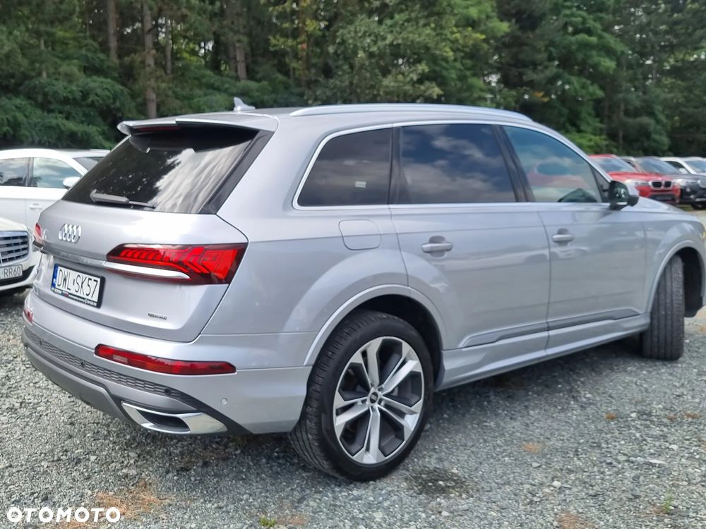 Audi Q7 55 TFSI quattro tiptronic S line - 4
