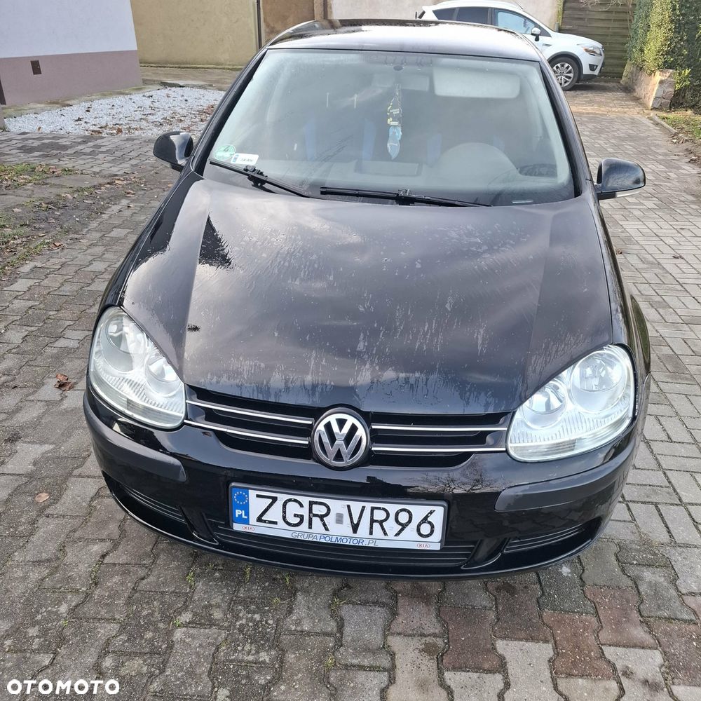 Volkswagen Golf - 1