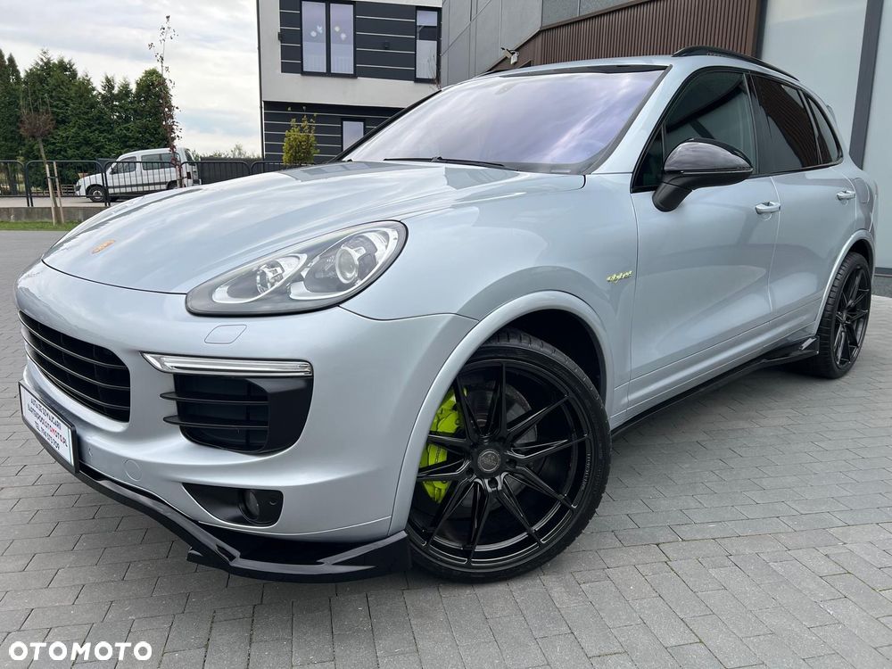 Porsche Cayenne - 8