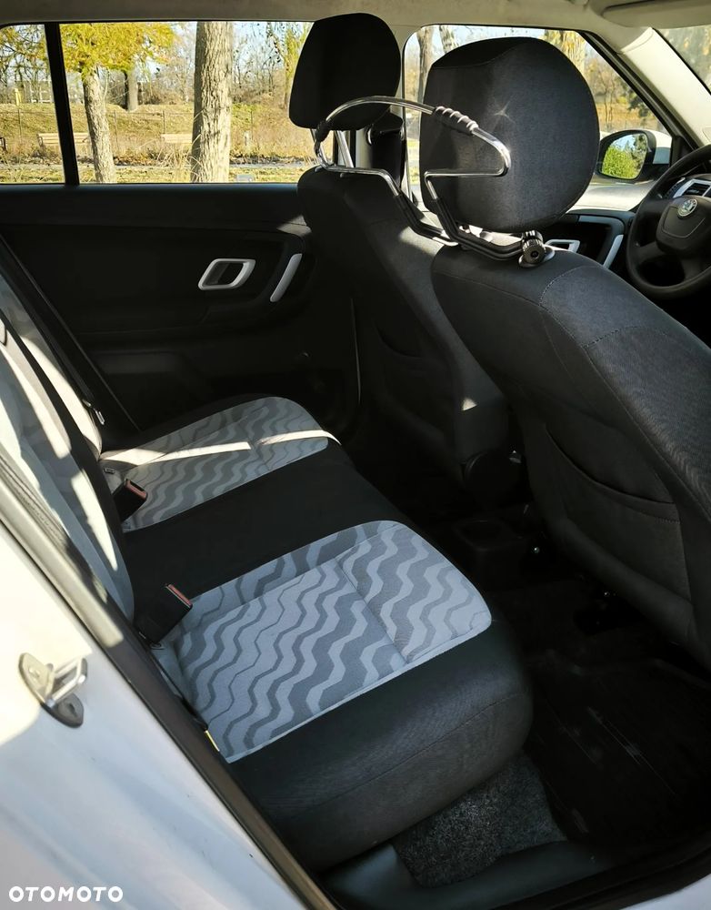 Skoda Fabia 1.4 16V Ambition - 18