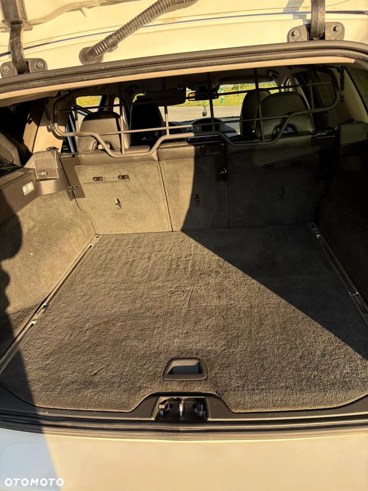 Volvo V70 D5 Geartronic Kinetic - 20