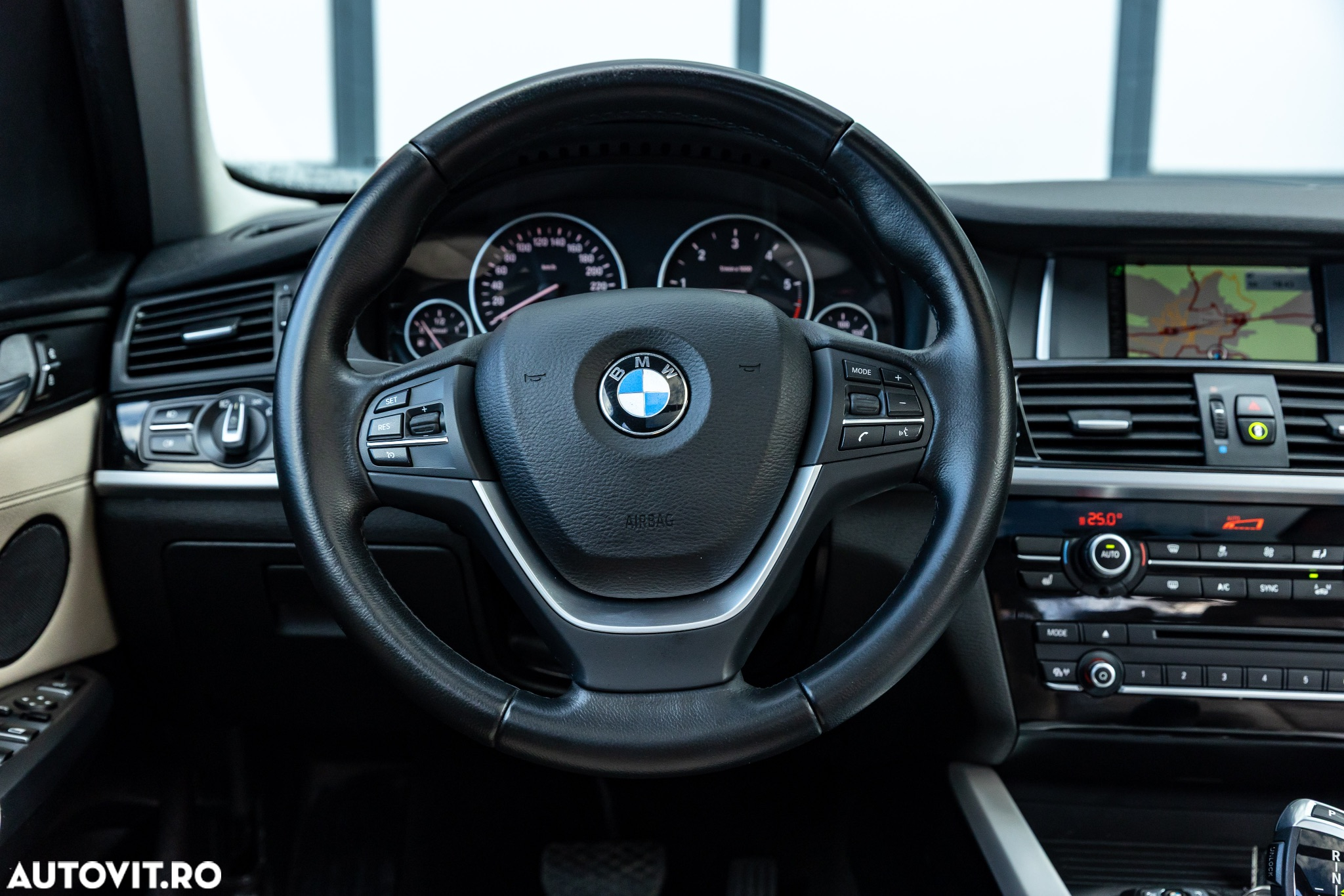 BMW X3 xDrive20d AT Luxury Line - 8