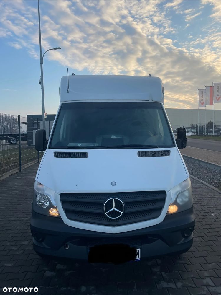 Mercedes-Benz Sprinter - 3