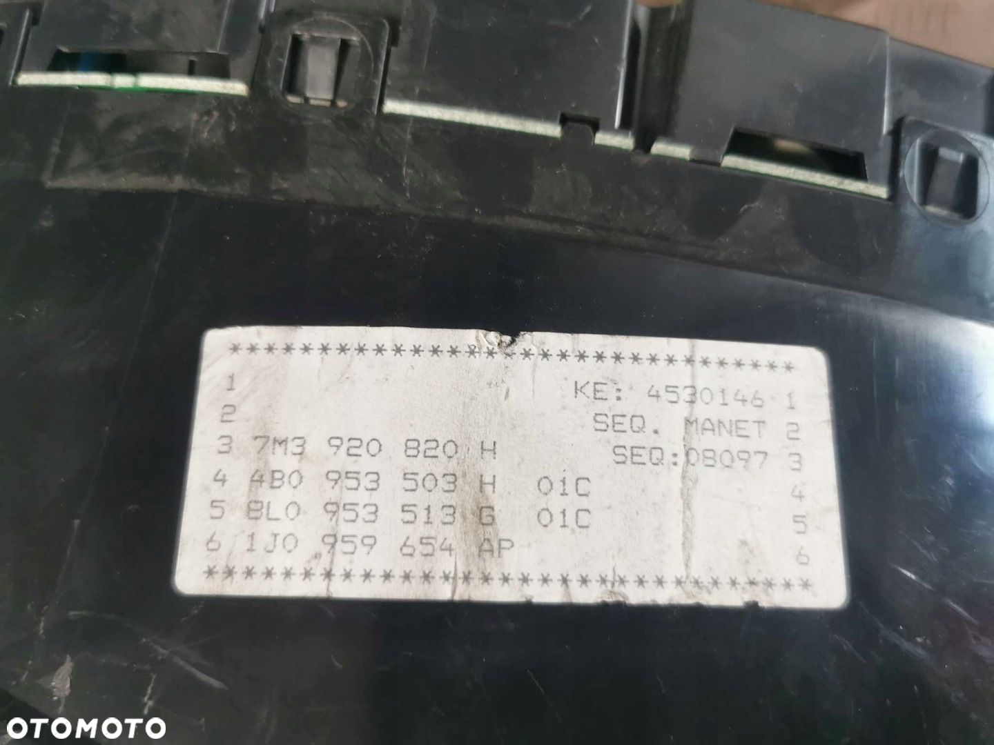 LICZNIK ZEGAR VW SHARAN I LIFT OE 7M3920820H - 3