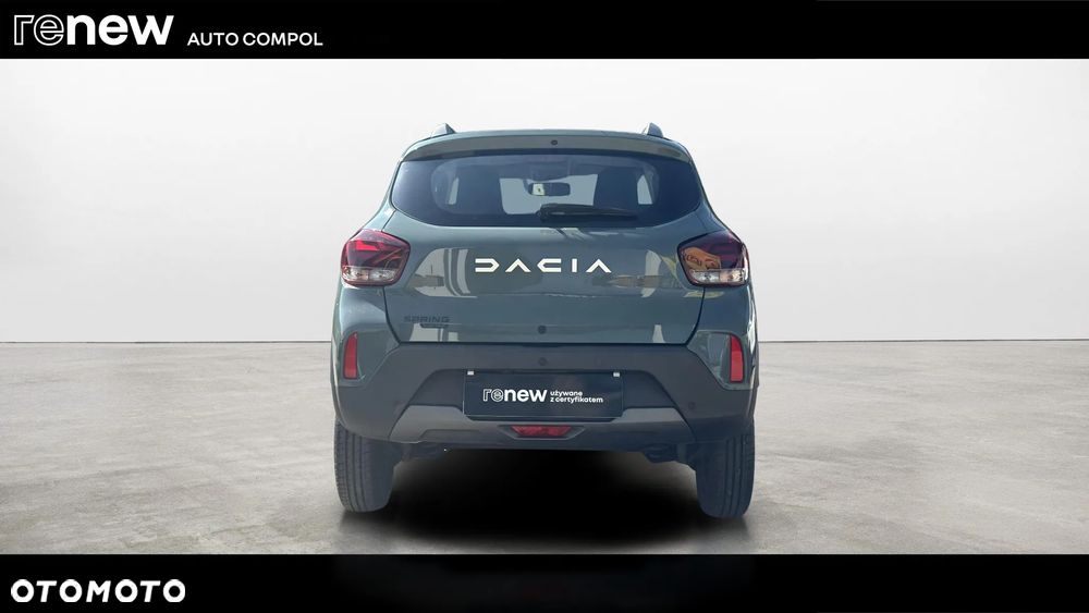 Dacia Spring - 4