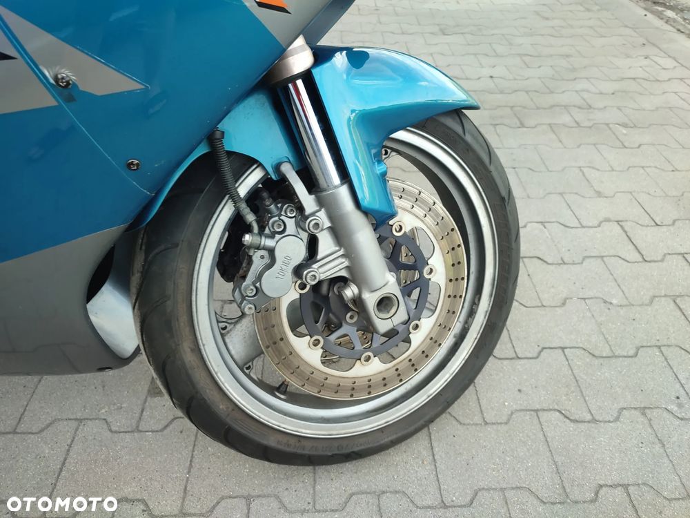 Kawasaki Ninja - 17