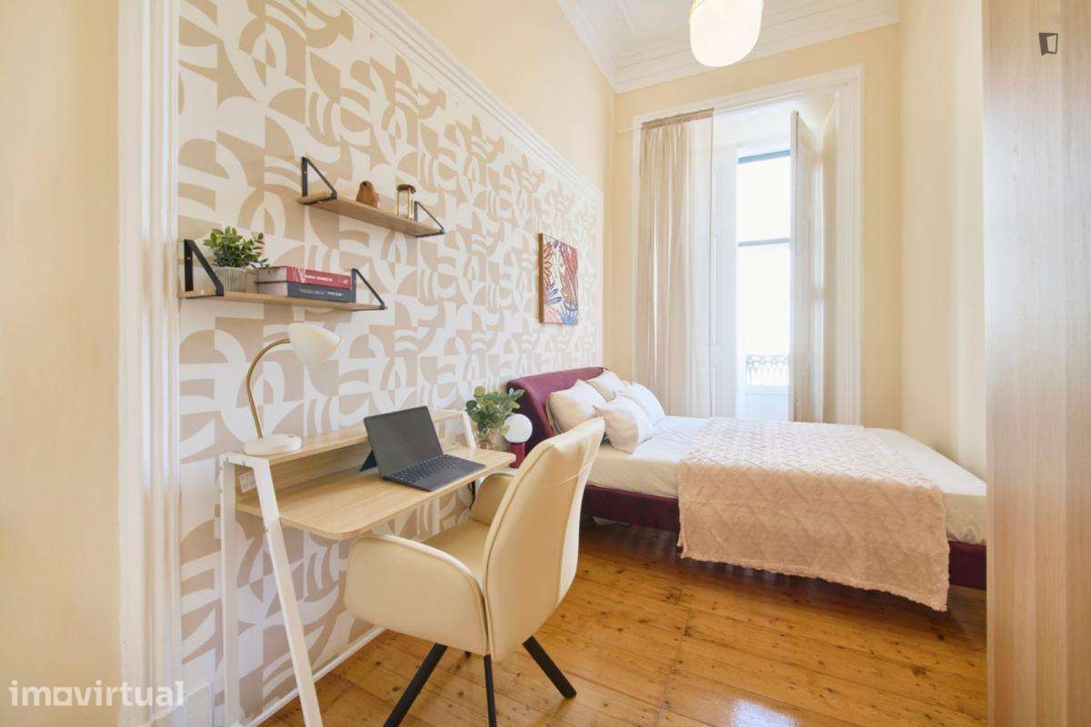 Quarto - localizado em Santos Lisbon - Grande imagem: 3/24