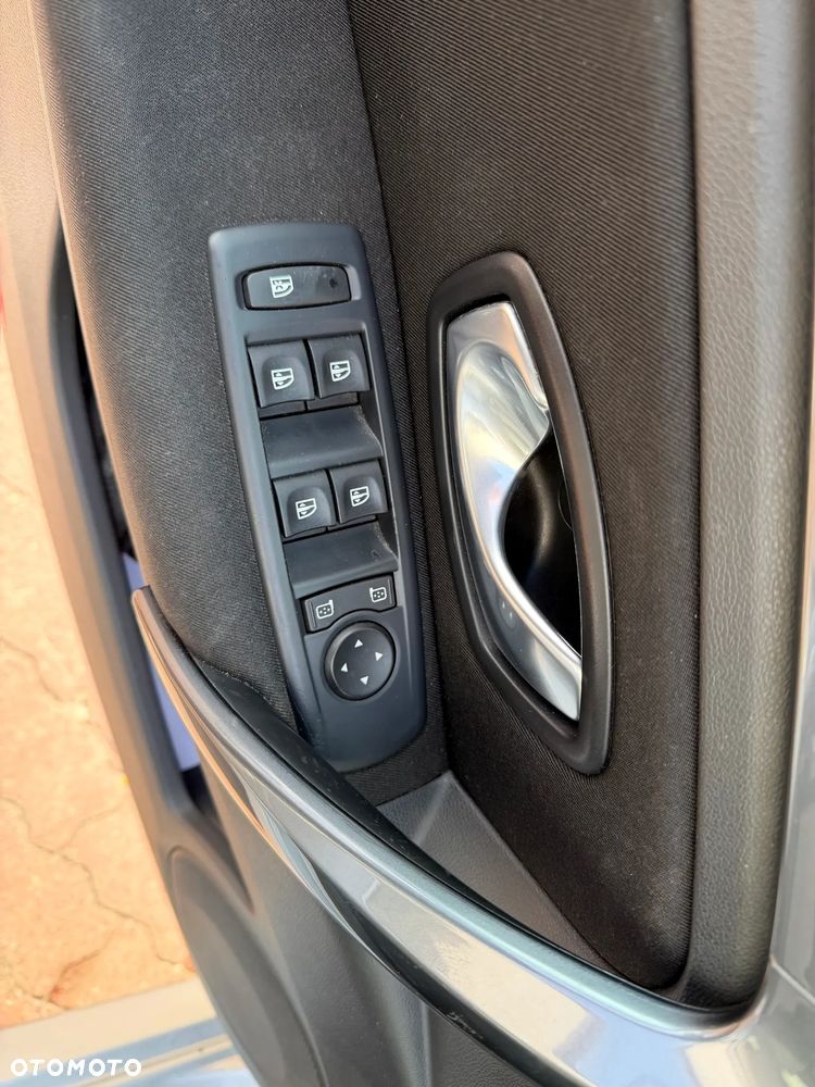 Renault Laguna 1.6 Authentique - 9