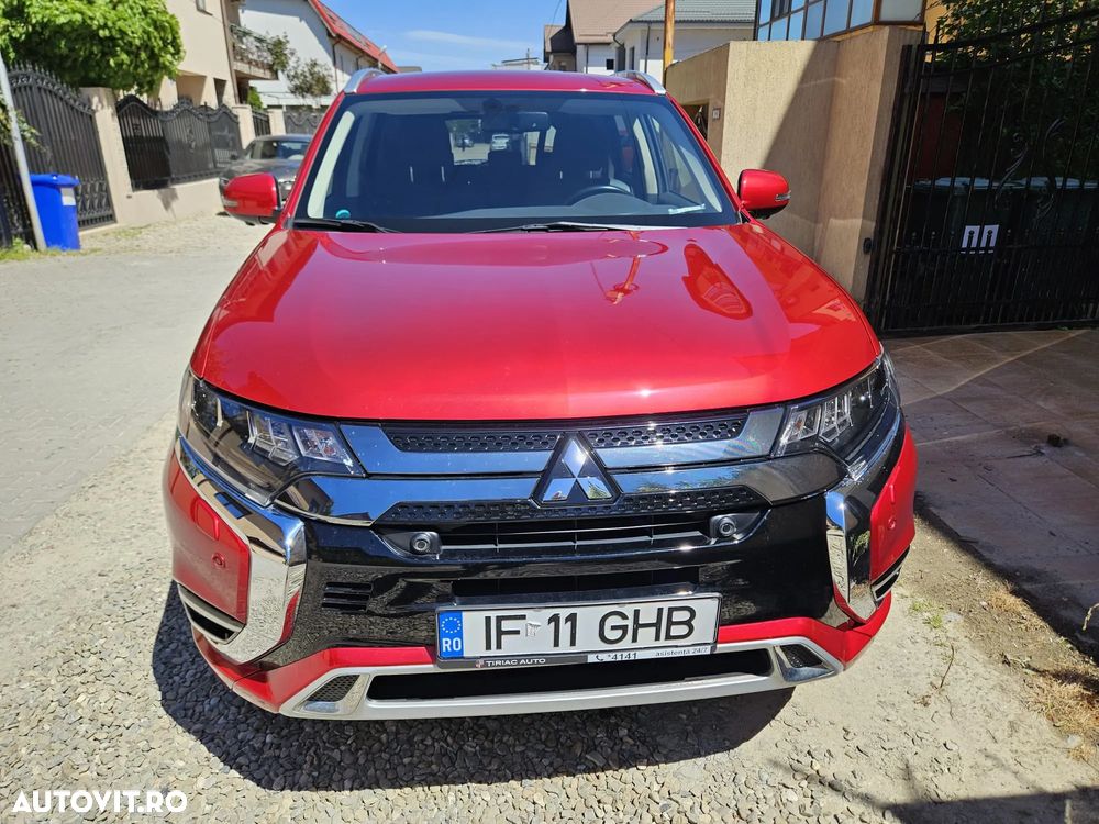 Mitsubishi Outlander PHEV 2.4 L 4X4 Intense - 1
