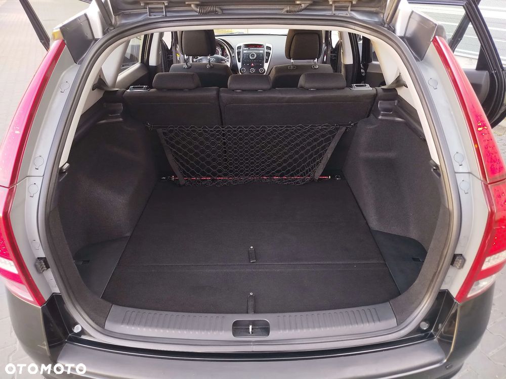 Kia Ceed 1.6 Comfort + - 17
