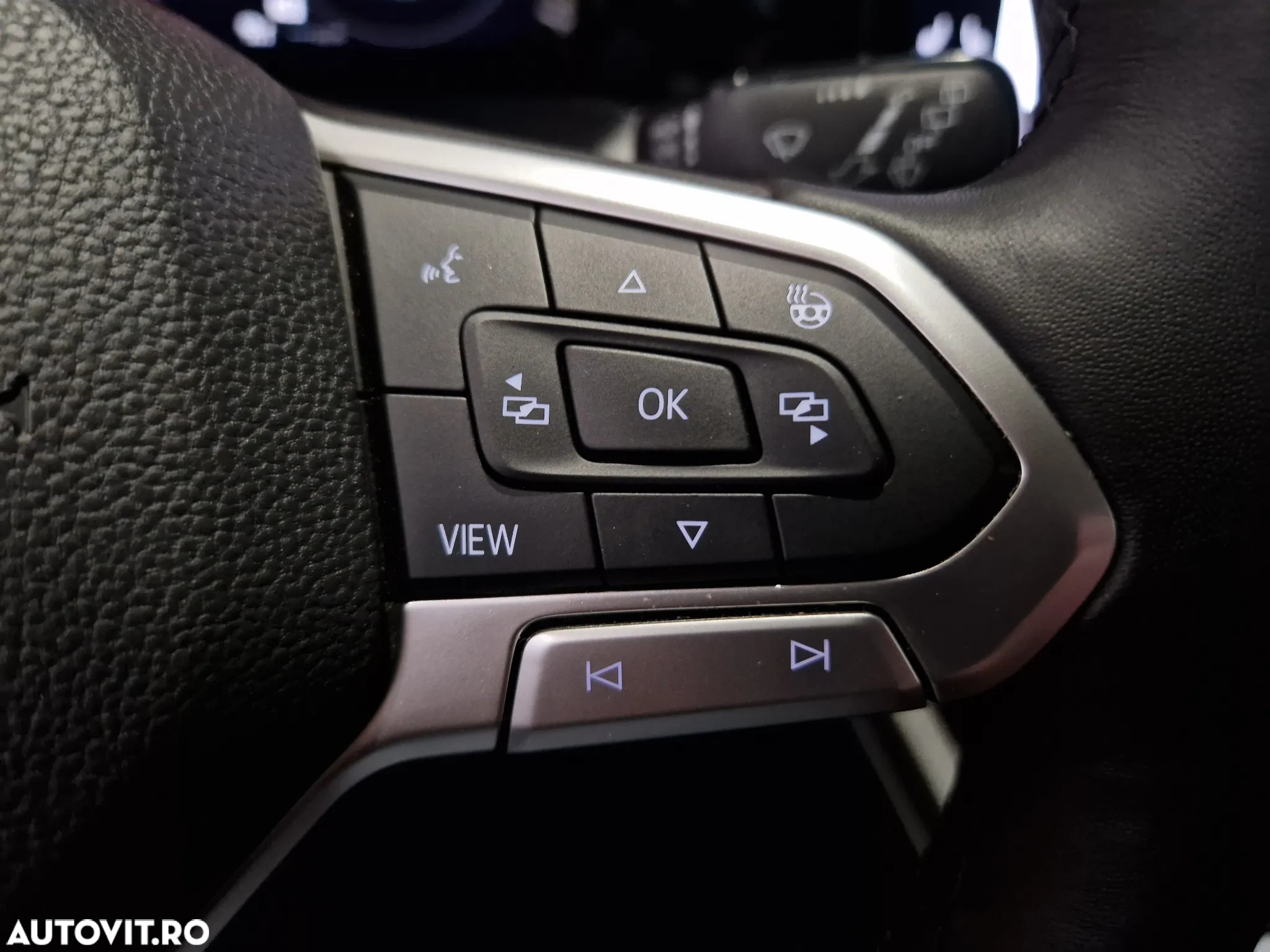 Volkswagen Golf - 19