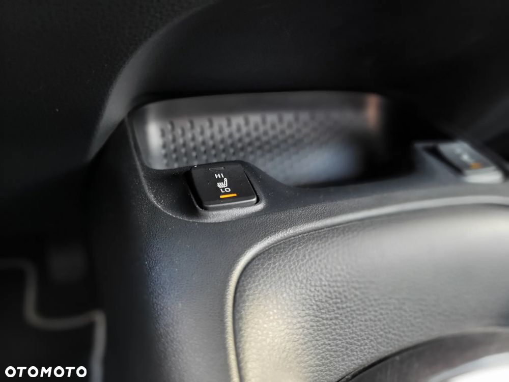 Toyota Corolla - 15