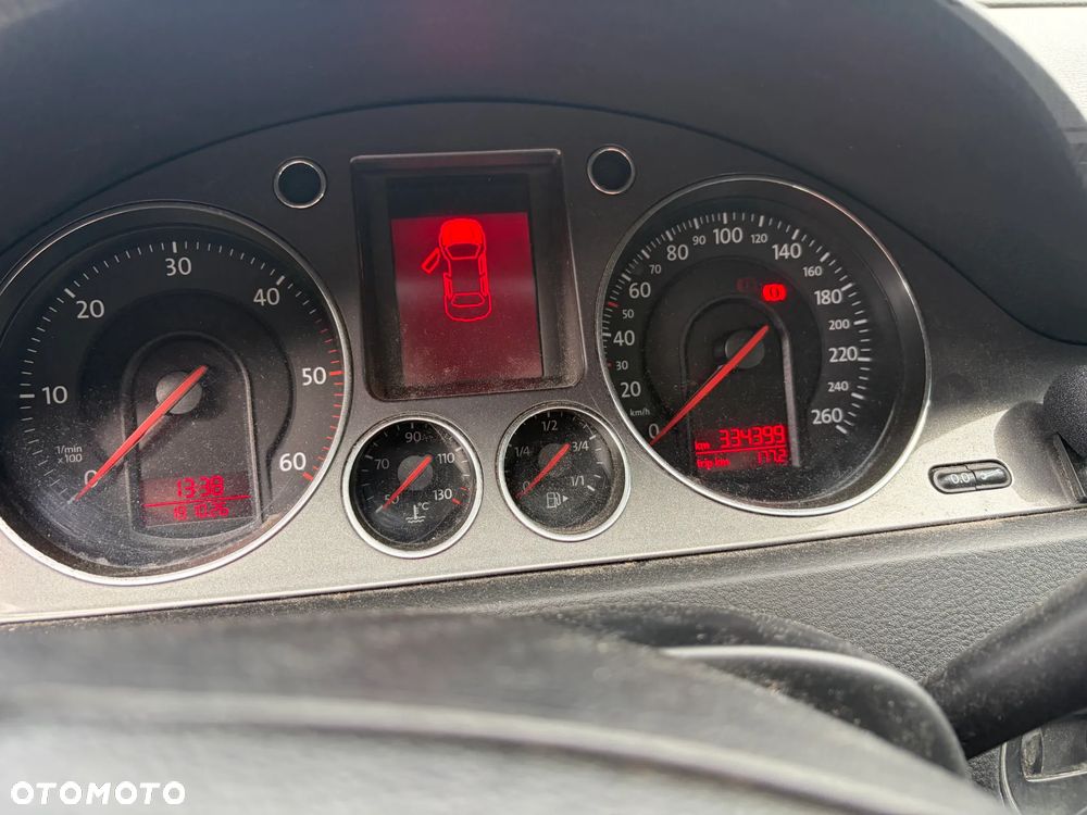 Volkswagen Passat 1.9 TDI Comfortline - 9