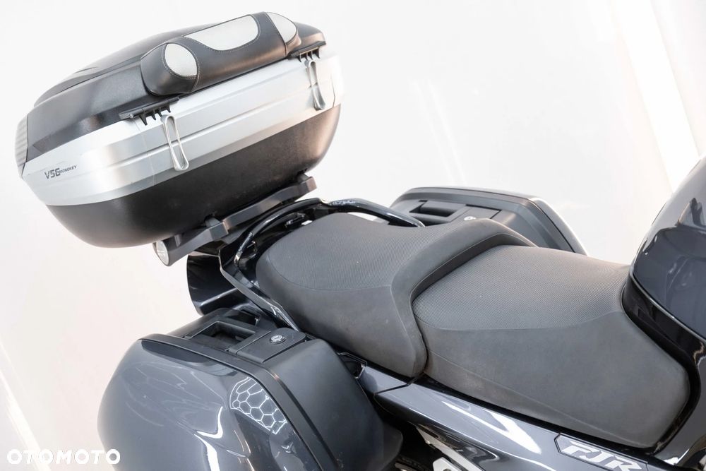Yamaha FJR - 22