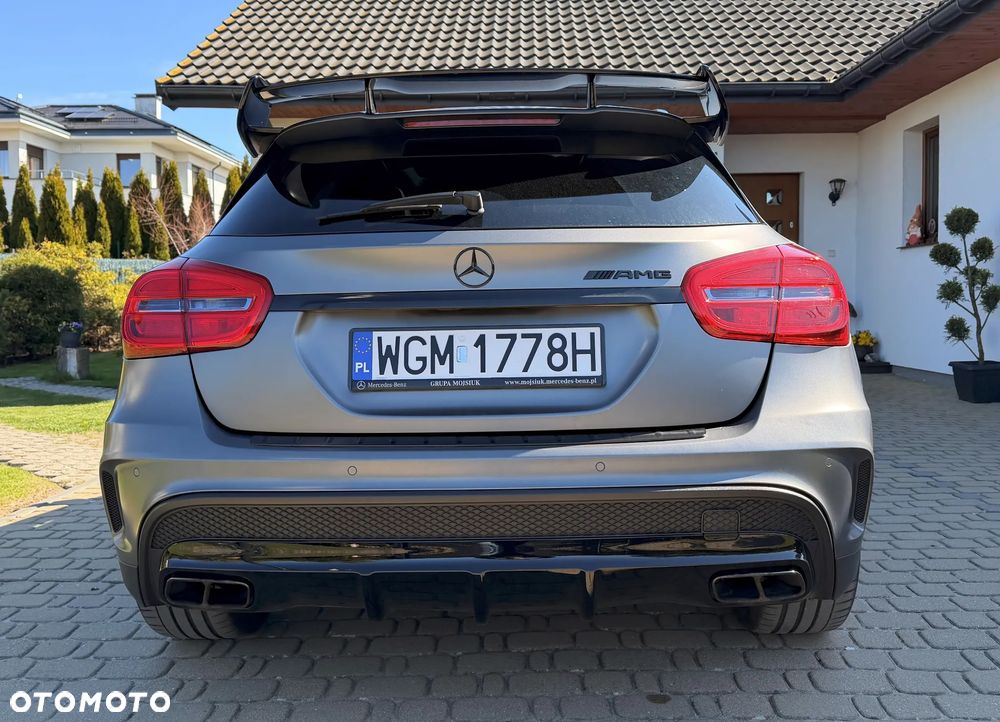 Mercedes-Benz GLA 45 AMG 4-Matic Edition 1 - 5