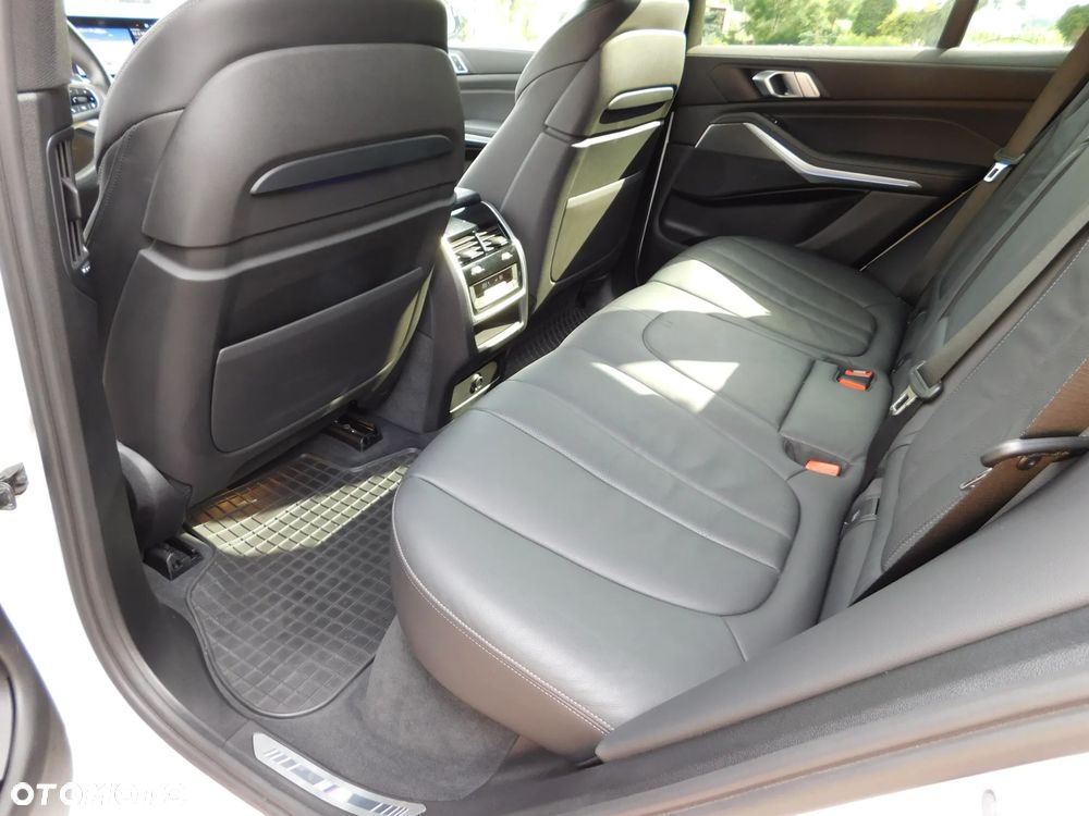 BMW X5 xDrive25d - 26