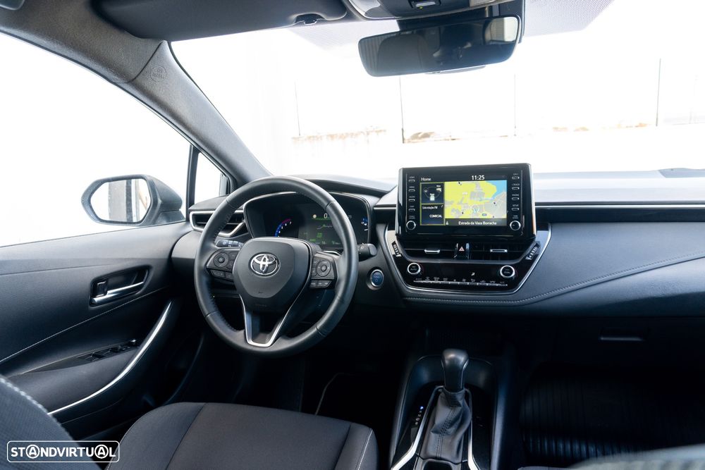 Toyota Corolla Touring Sports 1.8 Hybrid Comfort+P.Sport - 27