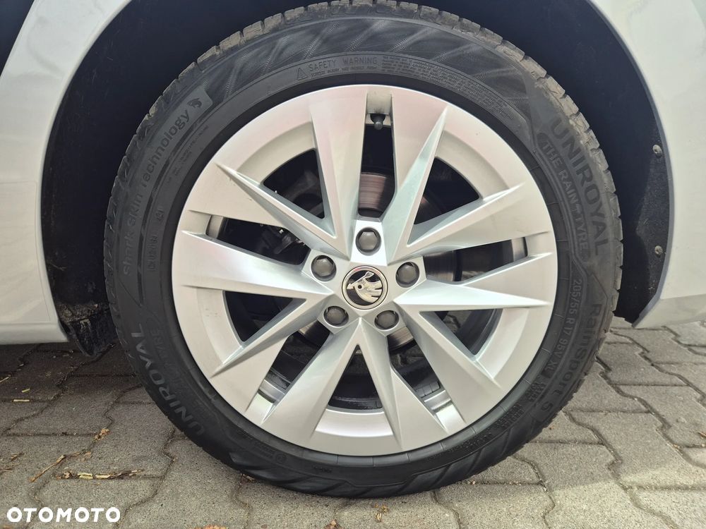 Skoda Octavia 2.0 TDI Ambition - 12