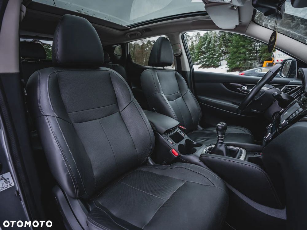 Nissan Qashqai 1.2 DIG-T TEKNA+ - 29