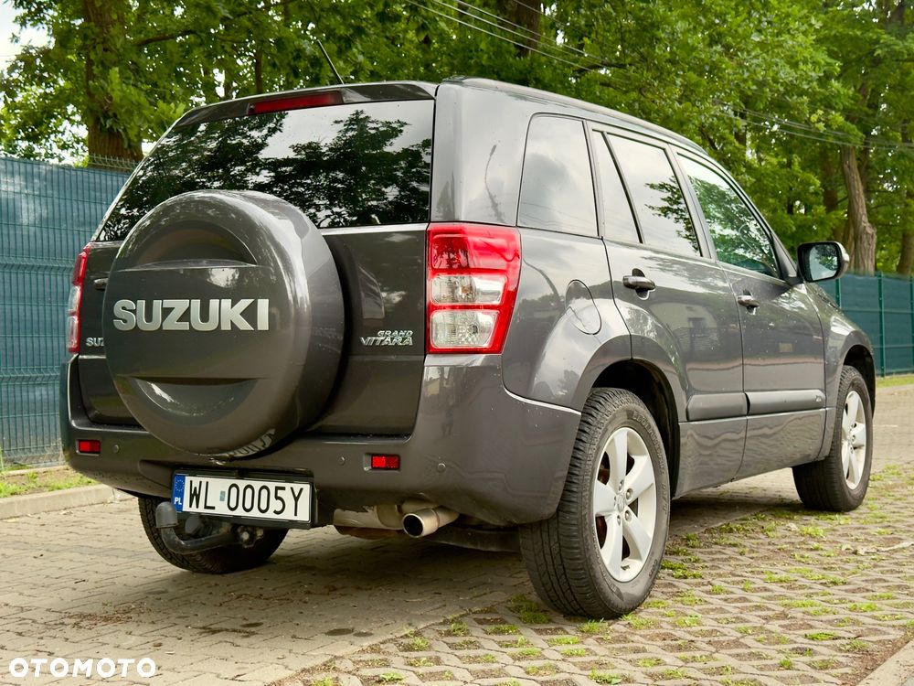 Suzuki Grand Vitara 2.4 Premium EU5 - 5